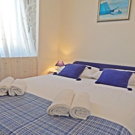 Apartments Moni Сплит Екстериор снимка